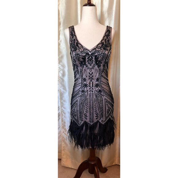 Sue Wong V Neck Sleeveless Black & Pink Vintage Sequined & Ostrich Feather Dress - Picture 1 of 16